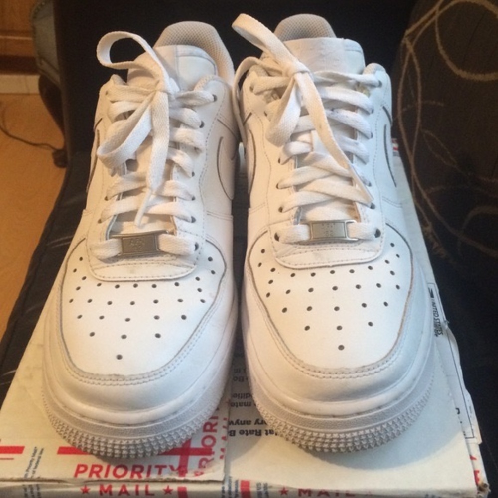 AF1